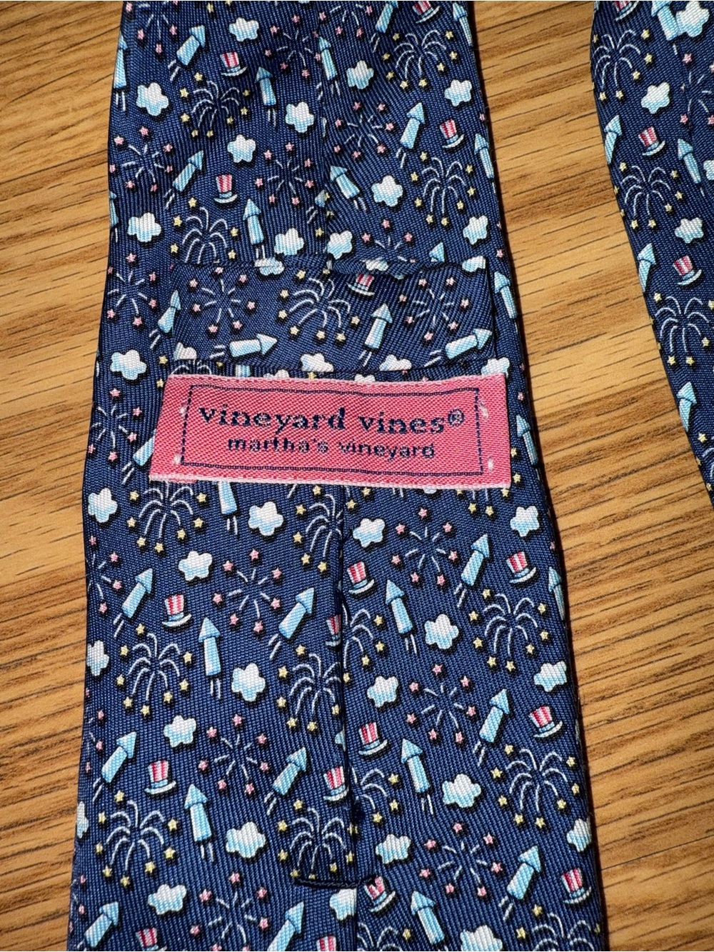 Boys Vineyard Vines blue patriotic fireworks 4th of July 100% Silk Neck Tie - Picture 6 of 8